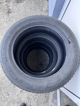 Prodám zimní pneu Michelin Alpin 215/55 R17 na dojetí - 2