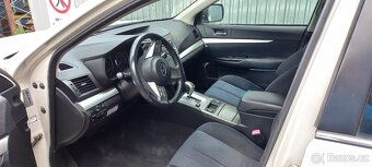 Subaru Outback 2010 2,5 automat- náhradní díly - 2