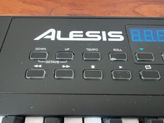 Alesis VI49 midi keyboard - drobné vady - 2