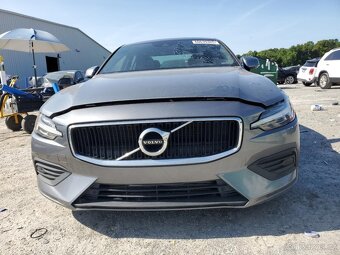 2020 Volvo S60 T5 Momentum 2.0L FWD - 2