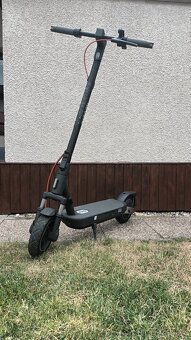 Elektrická koloběžka Xiaomi Electric Scooter 5 Pro - 2