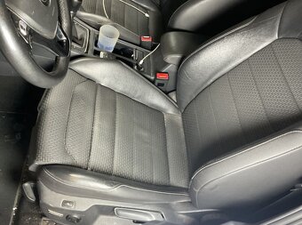 Volkswagen Golf 7 1.2 Tsi 77KW HIGHLINE 148tkm r.5/2014 - 2