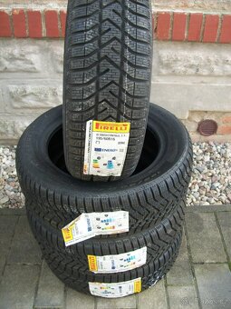 zimní Pirelli Scala Kamiq 195.60.16 - 2
