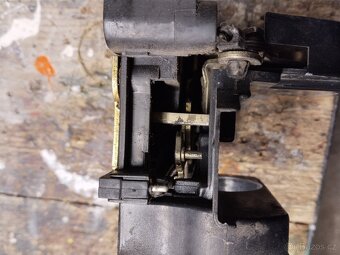 Přední zámek FIAT PUNTO 1 (176) - 2