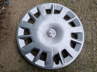 R16 poklice opel r16 kryty disku Opel Poklice 16 - 2