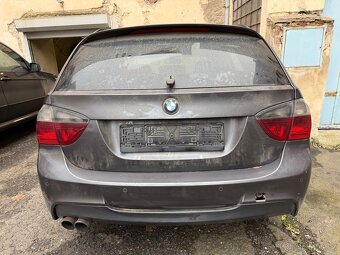 Bmw e91 320d po dilech - 2