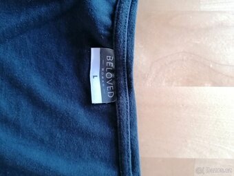 Prodám trička, tílka, šaty vel.M/L - 2