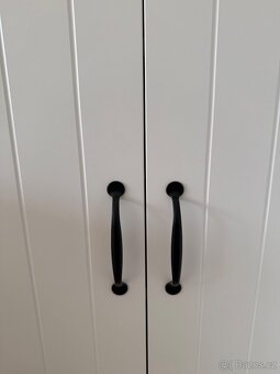 Skruvby skříňka ikea - 2