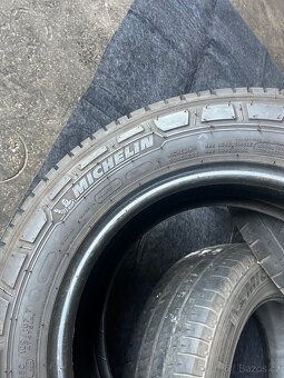 Michelin 215/65/16C - 2