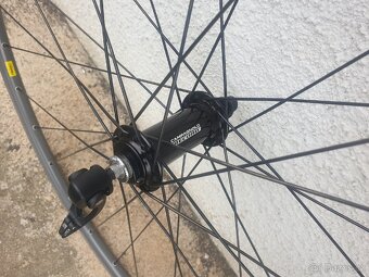 Náboje Campagnolo Record - 2