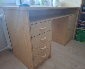 Psací stůl za odvoz - 2