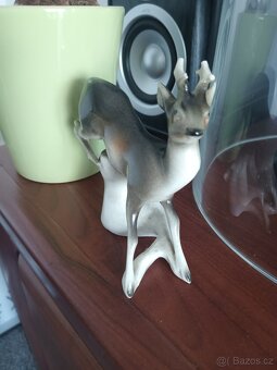 Srneček ve skoku - 2