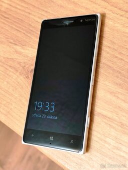Nokia Lumia 830 - 2