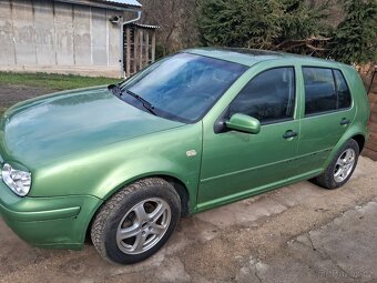 Golf 4 - 2