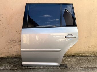 Vw Touran - LZ dveře ( LA7W ) - 2