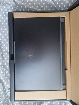 MSI Cyborg 15 A12VE-081CZ - herní notebook - 2
