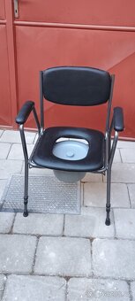 Toaletní křeslo / přenosné WC - 2