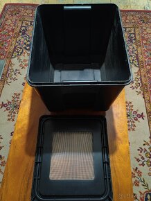 Plastové boxy na hmyz nebo hlodavce. 4 ks - 2