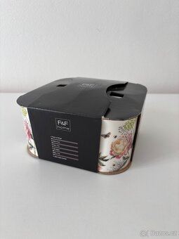 Sada hrnku s motivem květin značky F&F home - 2