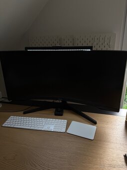 Monitor Samsung - 2