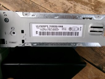 VW T5 - orig. radio s CD - 2