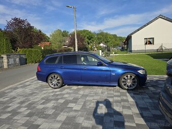 BMW 320D E91, r.v. 2008, vyhřívané sedačky, park. senzory
- 2