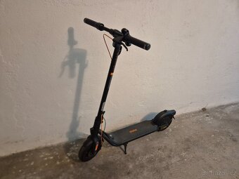 Ninebot KickScooter F2 E Plus - 2