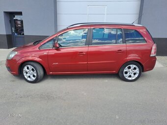 OPEL ZAFIRA 2.2i benzín 114kW, r.06, 7 míst, TOP VÝBAVA - 2