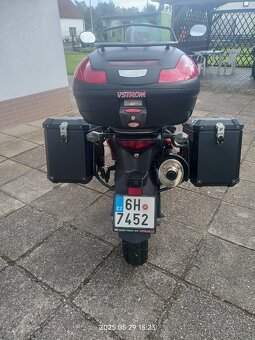 Suzuki DL 650 - 2