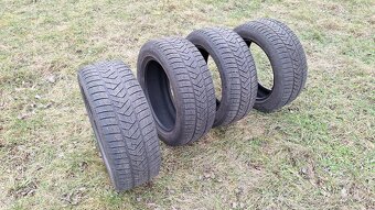 Zimní pneu Pirelli 235/55 R18 4KS-1000,- - 2