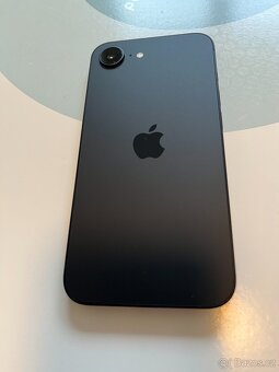 iPhone 16e, 128 GB, černý - nový - 2