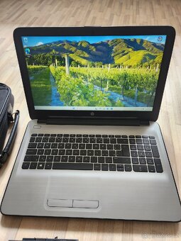 Notebook HP AMD-A6 8GB 240GB SSD - 2