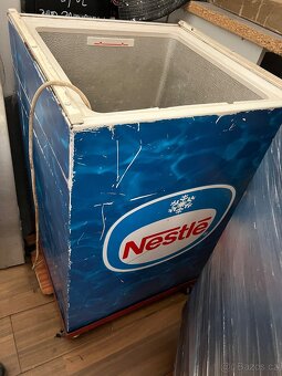 Pojízdný mrazák Nestle - 2