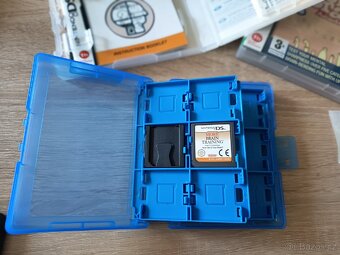 Prodám Nintendo 3DS + příslušenství - 2