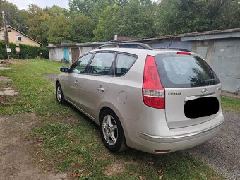 Prodám Hyundai i30 CW combi r.v.2009 - 2
