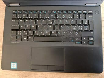 Dell 7270 i5 / 8 GB / 256 SSD / Win 11 - 2