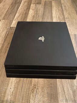 PS4 pro - 2