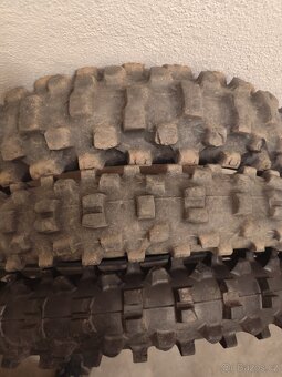 Mx pneu - Dunlop Pirelli - 2