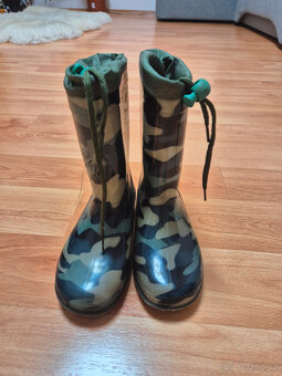 Dětské gumáky, velikosti 28 a 29 - 2
