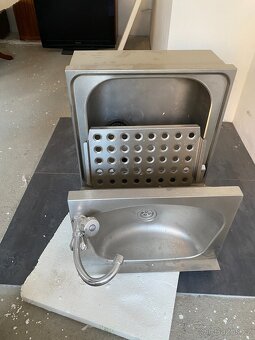 Nerezová výlevka - 2