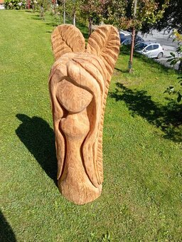 Dřevěný anděl - 2