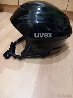 Lyžařská helma Uvex - 2
