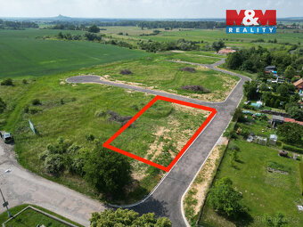 Prodej pozemku k výstavbě rodinného domu, 1235 m², obec Časy - 2