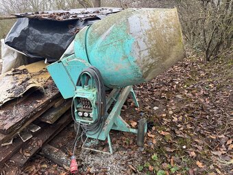 Stavební míchačka - 2