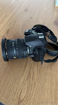 Nikon D3000 vč. objektivu 18-55mm VR + 55-200mm VR + 10-20mm - 2