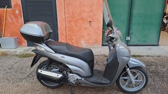 Honda SH 300i (2007) velmi pěkný stav - 2