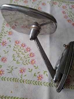 Zpětné zrcátko - Spartak - 2