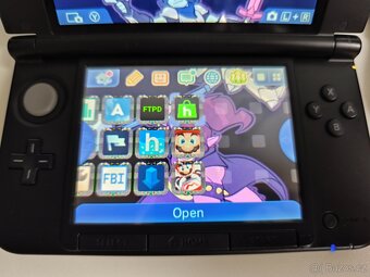 Nintendo 3DS XL (LL) Black + homebrew hack a 64GB karta - 2