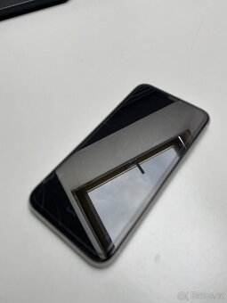 Apple Iphone 11 64GB - 2