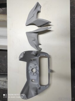 Tatra 603 - Palubní skříň - 2